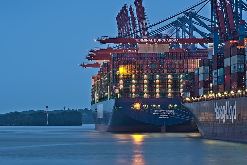 Interstellar Trade Routes